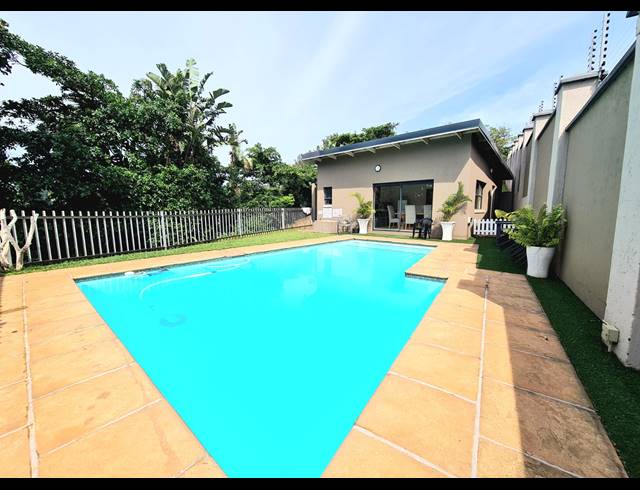 2 BEDROOM FLAT TO LET IN SHAKAS ROCK